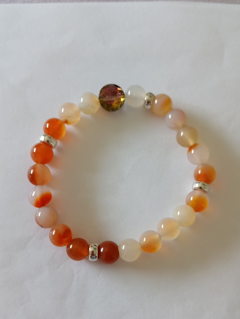 Natural Stone Beaded Agate Bracelet in Orange and Cream